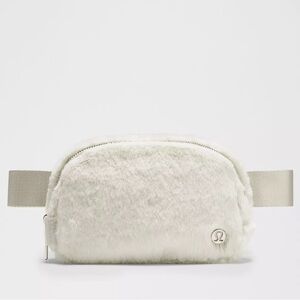 Everywhere Belt Bag *PlushFleece, Color: Bone/Silver- NWT